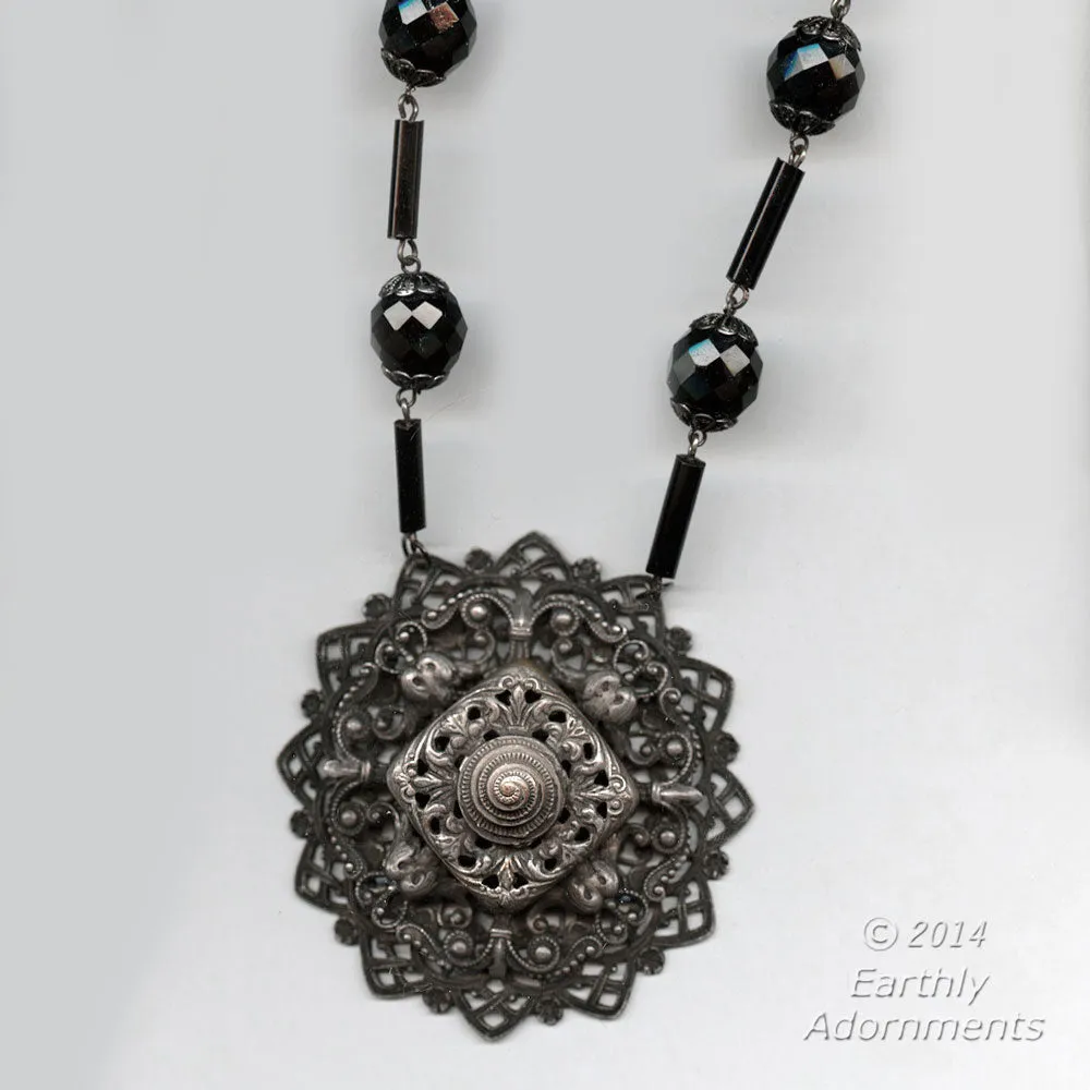 Antique Bohemian silver metal and jet glass necklace. j-nled490