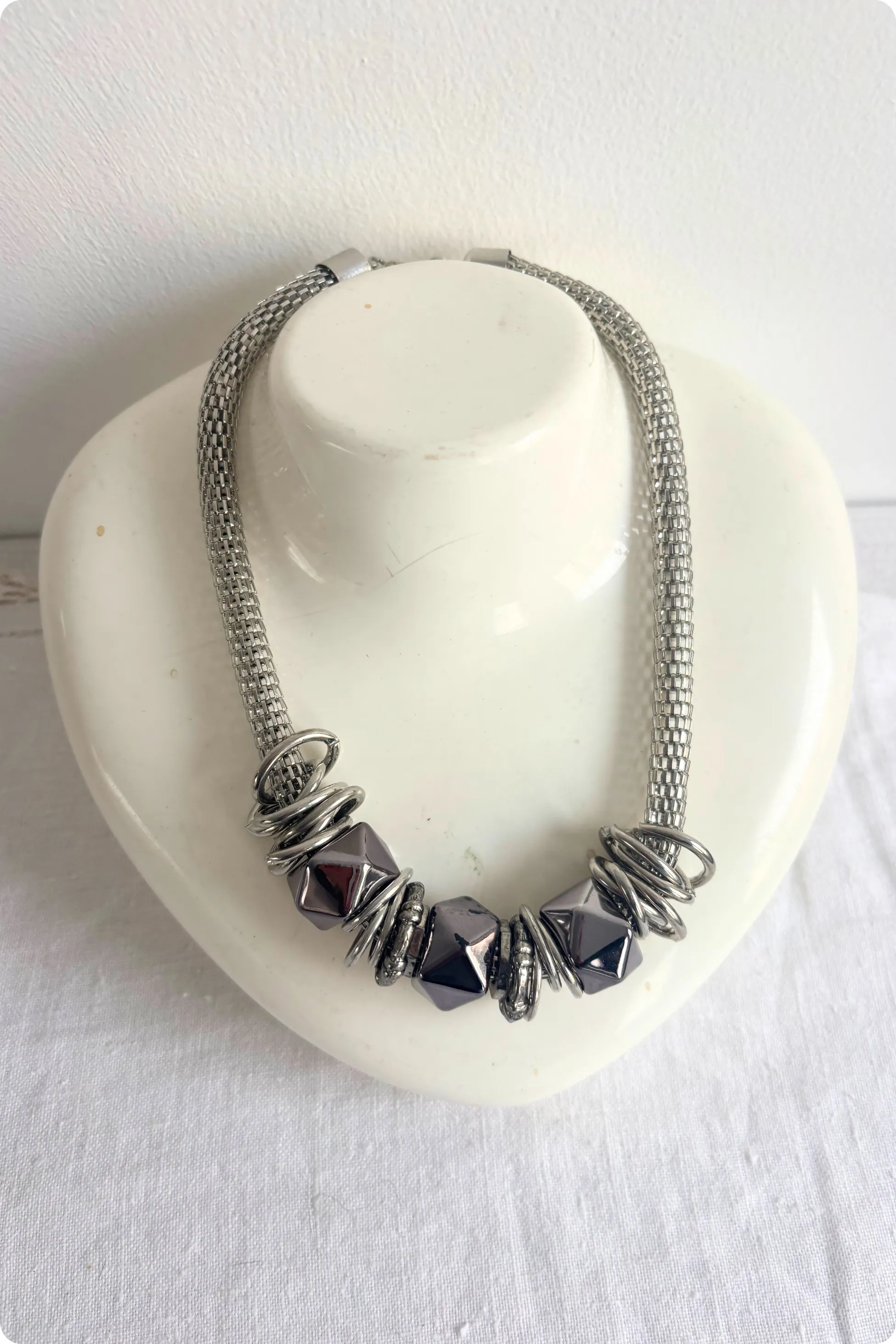 Chunky soft spikes choker