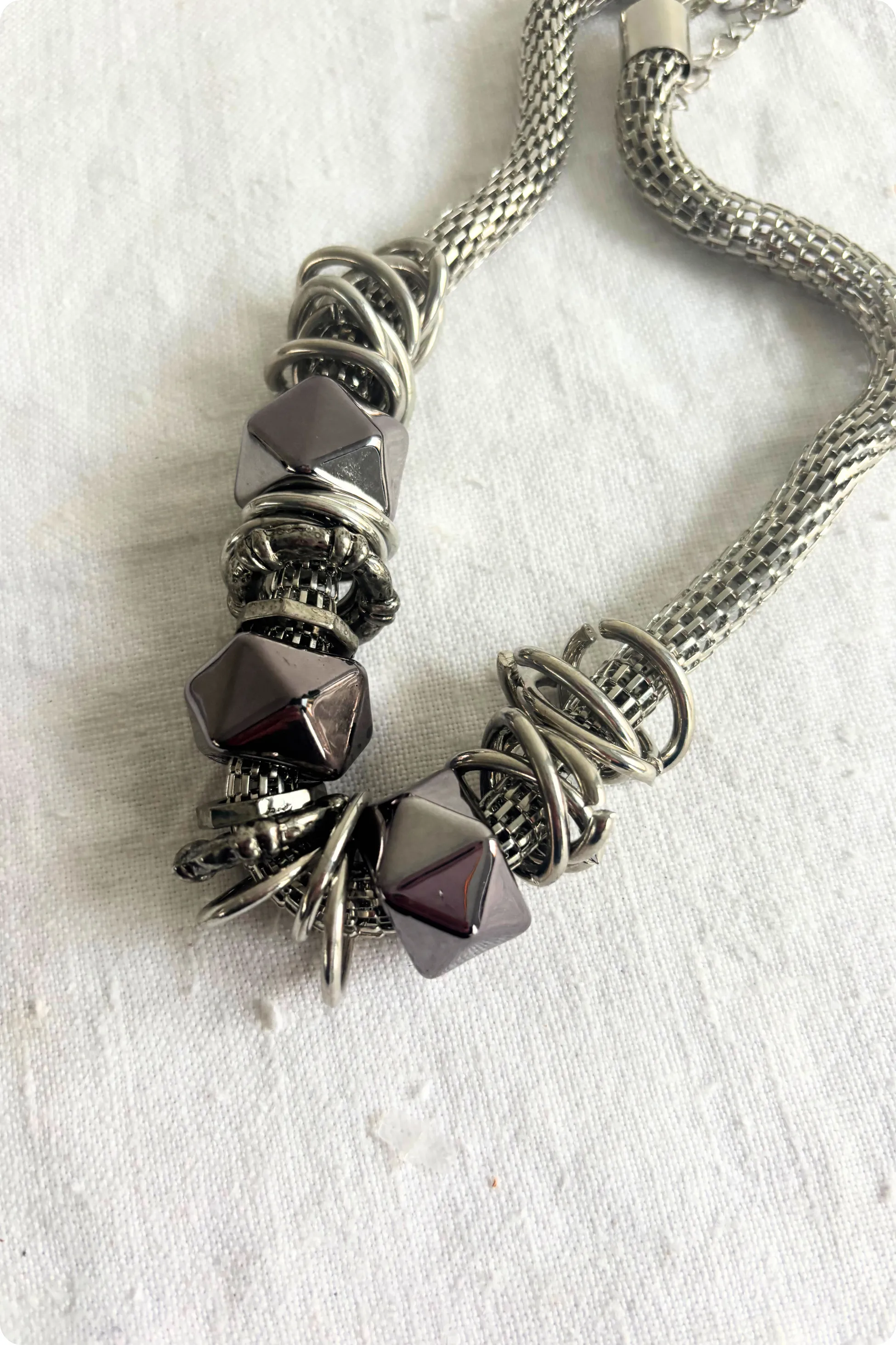 Chunky soft spikes choker