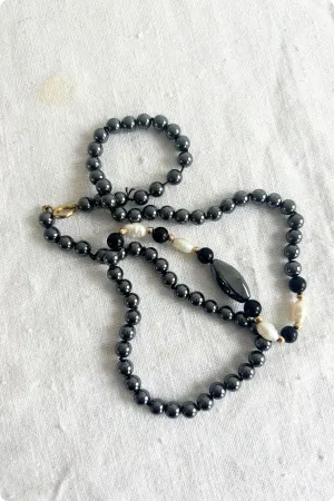 Cultured pearl beaded necklace