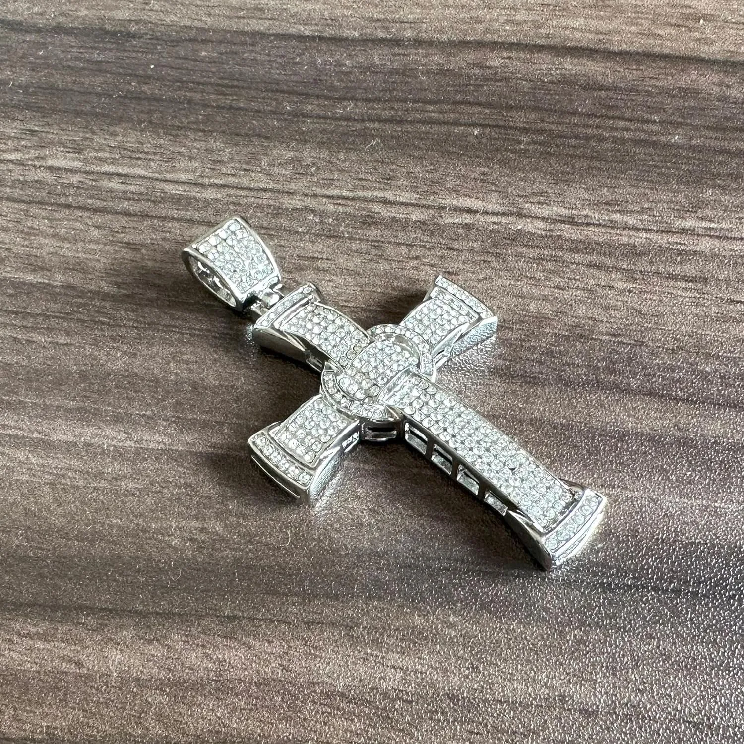 Mens and Womens Hip Hop Iced Out Rhinestones Necklace Alloy Huge Cross Pendant Necklace